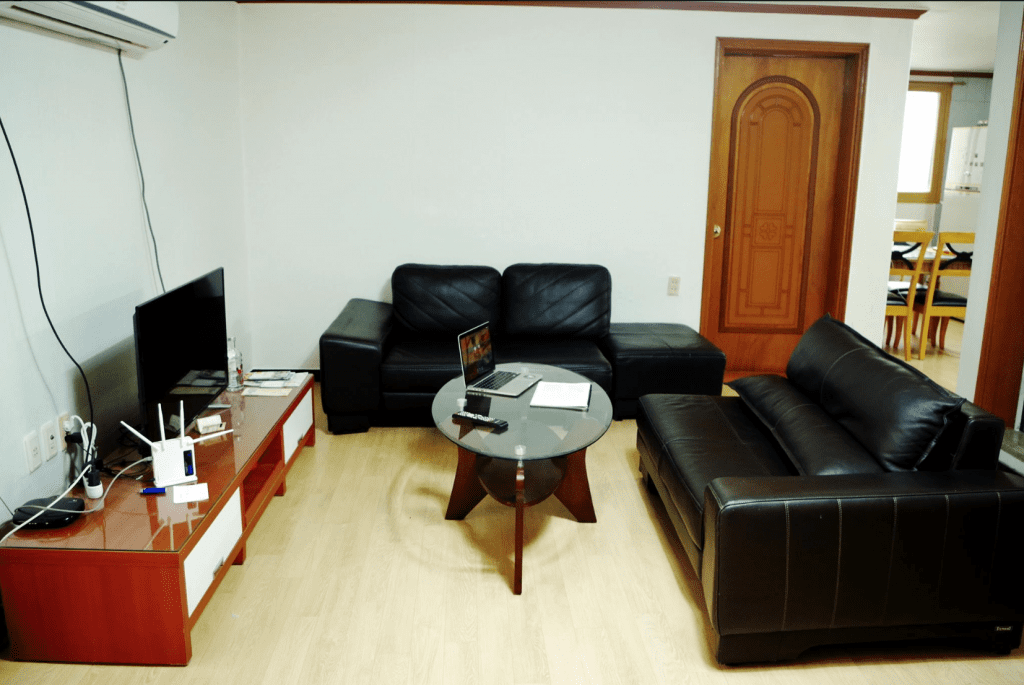 Kyunglidan Apartment 4 Living Room