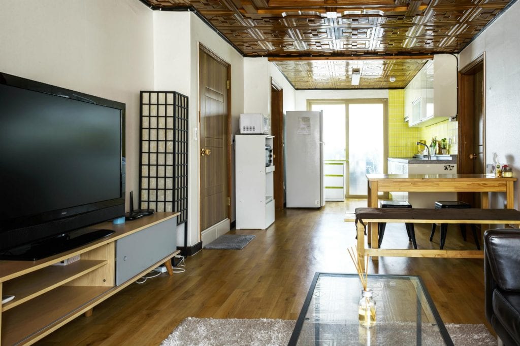Second floor Simple Spaces modern living room